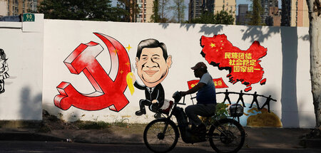 Einer muss es ja machen: Xi Jinping hält alles in Schuss Einer muss es ja machen: Xi Jinping hält alles in Schuss