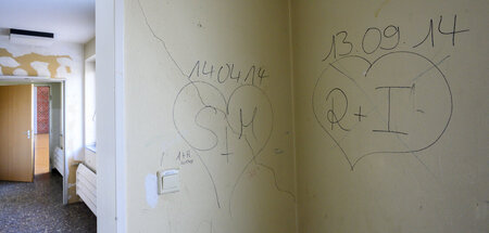 Verfallende Sporthalle am Haranni-Gymnasium in Herne