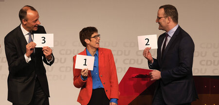 Erster Platz verteidigt: Kramp-Karrenbauer mit Merz und Spahn 20...