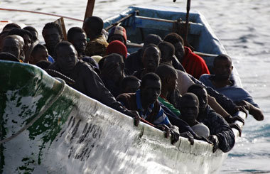 Freizügigkeit 2009: Verdursten oder ertrinken. Migranten aus Afr...