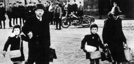 Auf der Flucht vor den Nazis: Jüdische Familie im polnischen Mem... Auf der Flucht vor den Nazis: Jüdische Familie im polnischen Mem...