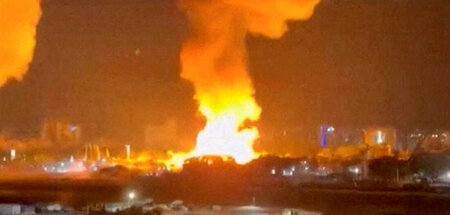 2026-01-03T115330Z_1543953786_RC2NTIARV6G6_RTRMADP_3_USA-VENEZUE