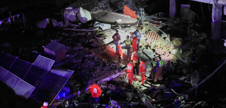 Die Rechtfertigungen gleichen sich: Ziel dieses Angriffs war ang... Die Rechtfertigungen gleichen sich: Ziel dieses Angriffs war ang...