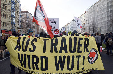 Mehr als tausend Menschen erinnert im vergangenen Jahr an den vo...