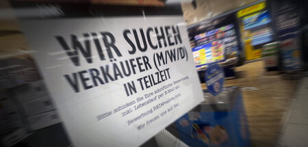 Ein Sektor mit sehr viel unfreiwilliger Teilzeit ist der Einzelh... Ein Sektor mit sehr viel unfreiwilliger Teilzeit ist der Einzelh...