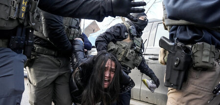 2026-01-13T162437Z_85238654_RC2G0JAI9EWT_RTRMADP_3_USA-TRUMP-MIN