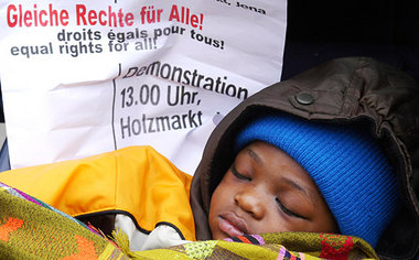 Deutschen Innenpolitikern ist diese Forderung aus dem Jahr 2003 ... Deutschen Innenpolitikern ist diese Forderung aus dem Jahr 2003 ...