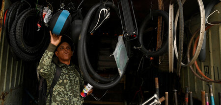 2026-02-06T230334Z_1761140766_RC2FGJASC9CH_RTRMADP_3_CUBA-FUEL.J