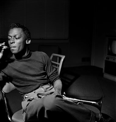 »Einzigartige Intimität«: Miles Davis 1954, fotografiert von Fra...