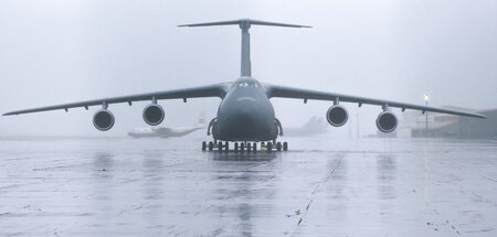 US-Militärflugzeug in Lajes (21.2.2026)