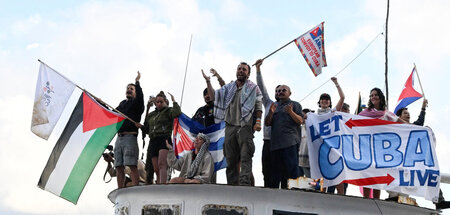 2026-03-25T031646Z_602787205_RC2ZAKARL0I4_RTRMADP_3_CUBA-CRISIS-