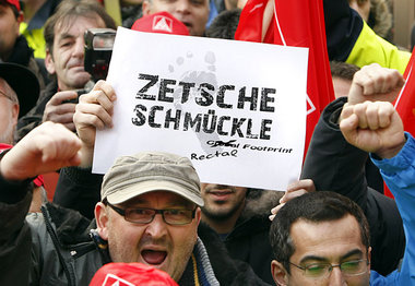 Arschtritt für den Daimler-Vorstand – Autobauer in Sindelfingen ...