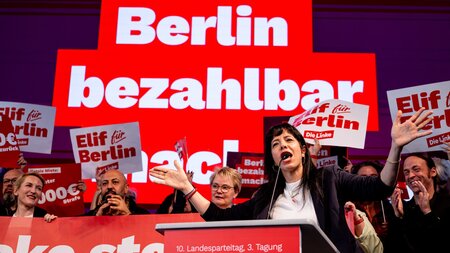 Unbezahlbar gute Laune: Elif Eralp, Spitzenkandidatin der Linksp...