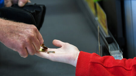 Nur, wie rauskommen aus der Billiglohnfalle? Es braucht mehr Inv...