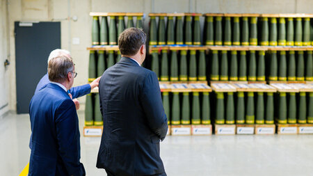 Visualisierung des Bundeshaushalts: Lars Klingbeil und Boris Pis...