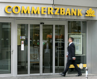 Mehr Geld und teure Autos – Bankmanager dürften mit dem Krisenja...