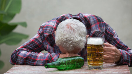 Das Rathaus, das Grauen, das Bier Das Rathaus, das Grauen, das Bier
