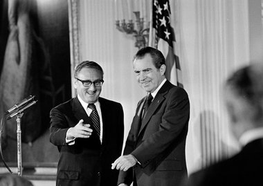 Außenminister Henry Kissinger und US-Präsident Richard Nixon im ...