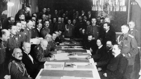 Raubfrieden. Vertreter des Deutschen Reichs und Sowjetrusslands ...