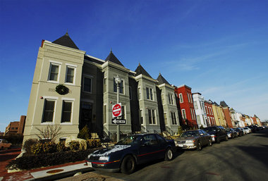 Immobilienblase kurz vor dem Platzen. Reihenhäuser in Washington...