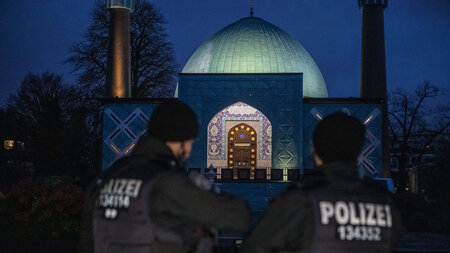 Polizeirazzia gegen das – mittlerweile verbotene – Islamische Ze...