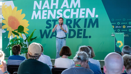 Gibt den Motivationsspruch-Aufsager: Grünen-Kovorsitzender Felix...