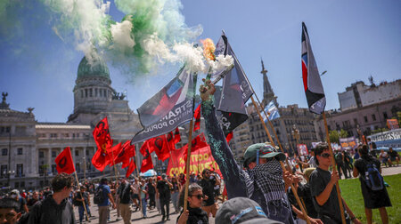 Trotz Protestes: Mileis Angriffe auf das Arbeitsrecht konnten ni...