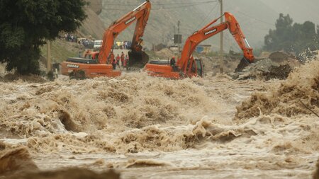 Folgen eines starken El Niño: Überschwemmungen in Perus Hauptsta... Folgen eines starken El Niño: Überschwemmungen in Perus Hauptsta...