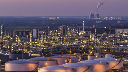 Anlagen nicht ausgelastet, Export schwach: Die Chemielobby ist u... Anlagen nicht ausgelastet, Export schwach: Die Chemielobby ist u...