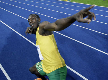 Bolt auf dem Weg zum Mond Bolt auf dem Weg zum Mond