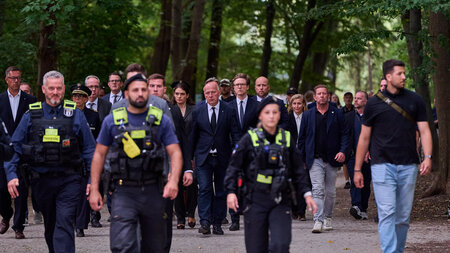Bürgermeister Kai Wegner am Sonntag im Berliner Tiergarten