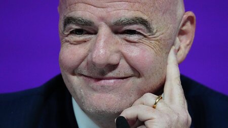 Würde sich vermutlich mit auf eine einsame Insel nehmen: Gianni ... Würde sich vermutlich mit auf eine einsame Insel nehmen: Gianni ...