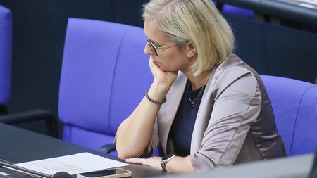Michael Kretschmer findet sie super: Christiane Schenderlein