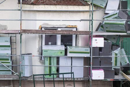 Erst Finanzierungs- jetzt Sanierungsstopp: Die Regierung streich... Erst Finanzierungs- jetzt Sanierungsstopp: Die Regierung streich...