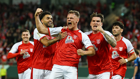 Hurra, der Hallesche FC schießt ein Tor gegen Schalke (24.8.2026... Hurra, der Hallesche FC schießt ein Tor gegen Schalke (24.8.2026...