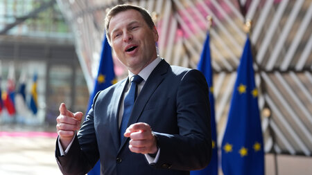 Hat jetzt nicht mehr soviel zu lachen: Hanno Pevkur, mittlerweil... Hat jetzt nicht mehr soviel zu lachen: Hanno Pevkur, mittlerweil...