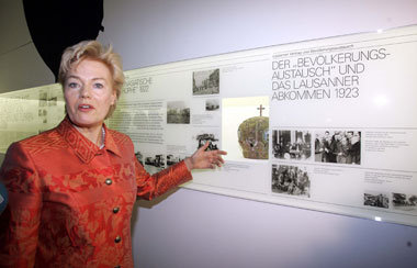 Mit Klischees gegen die historische Wahrheit: BdV-Präsidentin Er...