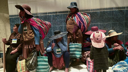 Wohnungslose Frauen und ihre Kinder in Boliviens Hauptstadt (La ... Wohnungslose Frauen und ihre Kinder in Boliviens Hauptstadt (La ...