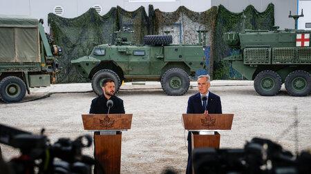 Kanadas Premier Mark Carney (r.) und der ukrainische Präsident W... Kanadas Premier Mark Carney (r.) und der ukrainische Präsident W...