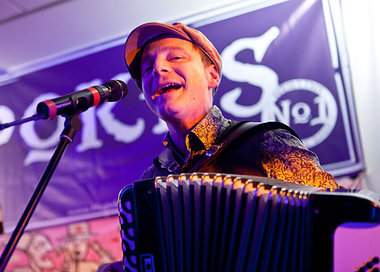 Folkpunk aus Berlin mit »The Pokes«