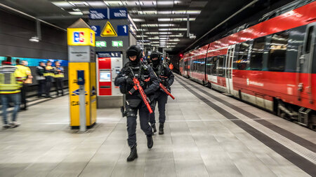 Übung der Bundespolizei im Citytunnel Leipzig (26./27.10.2025) Übung der Bundespolizei im Citytunnel Leipzig (26./27.10.2025)