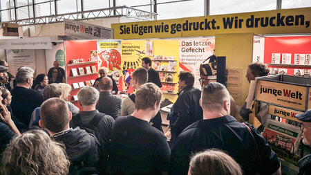 Stand der jungen Welt auf der Frankfurter Buchmesse 2024 Stand der jungen Welt auf der Frankfurter Buchmesse 2024