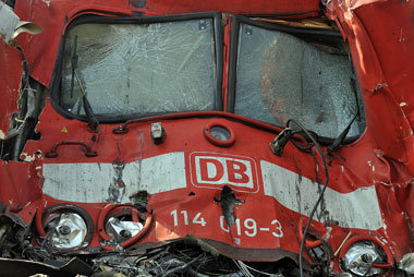 Ende einer Dienstfahrt. Auch die Ursachen des Zugunglücks in Ber... Ende einer Dienstfahrt. Auch die Ursachen des Zugunglücks in Ber...