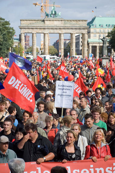 »Die mit uns konkurrierenden politischen Parteien suchen mit unt...