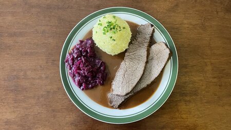 Die Soße ist klasse: Rinderschmorbraten von der Keule Die Soße ist klasse: Rinderschmorbraten von der Keule