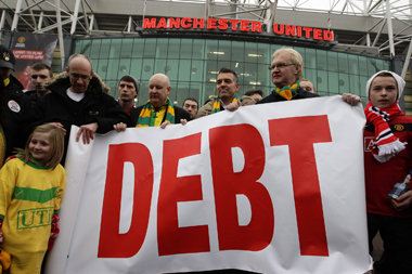 ManU übersetzt sich DebT: 800 Millionen mal