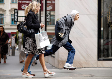 Die Maske ist frei erfunden: unterwegs mit Pumpgun-Ronnie