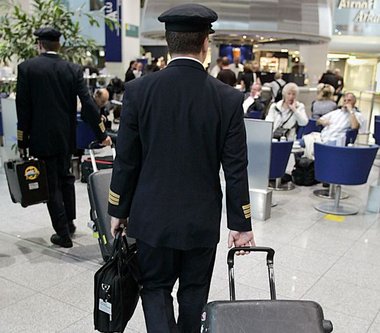 Ab Montag im Streik: Piloten bei Lufthansa und Germanwings Ab Montag im Streik: Piloten bei Lufthansa und Germanwings