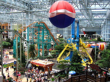 Konsum als Freizeitvergnügen: The Mall of America in Bloomington... Konsum als Freizeitvergnügen: The Mall of America in Bloomington...