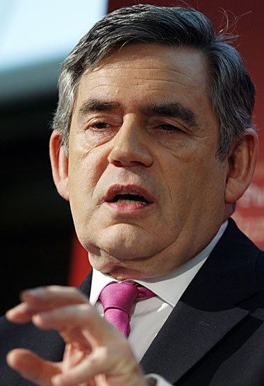 Premier Brown: Spiel mit dem Feuer